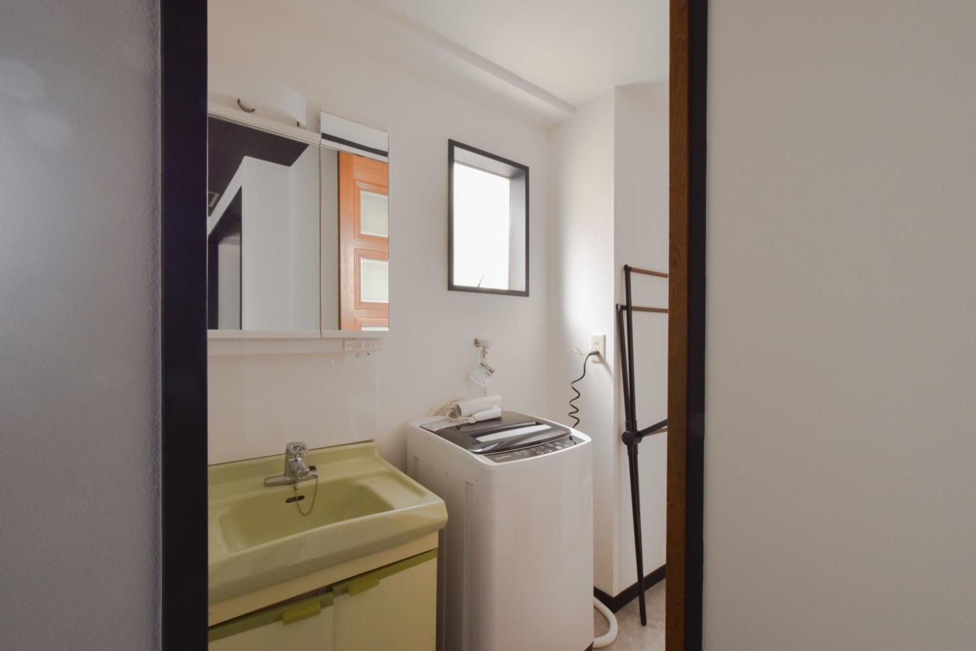 岡田ビル4階 Apartment Tokyo Luaran gambar